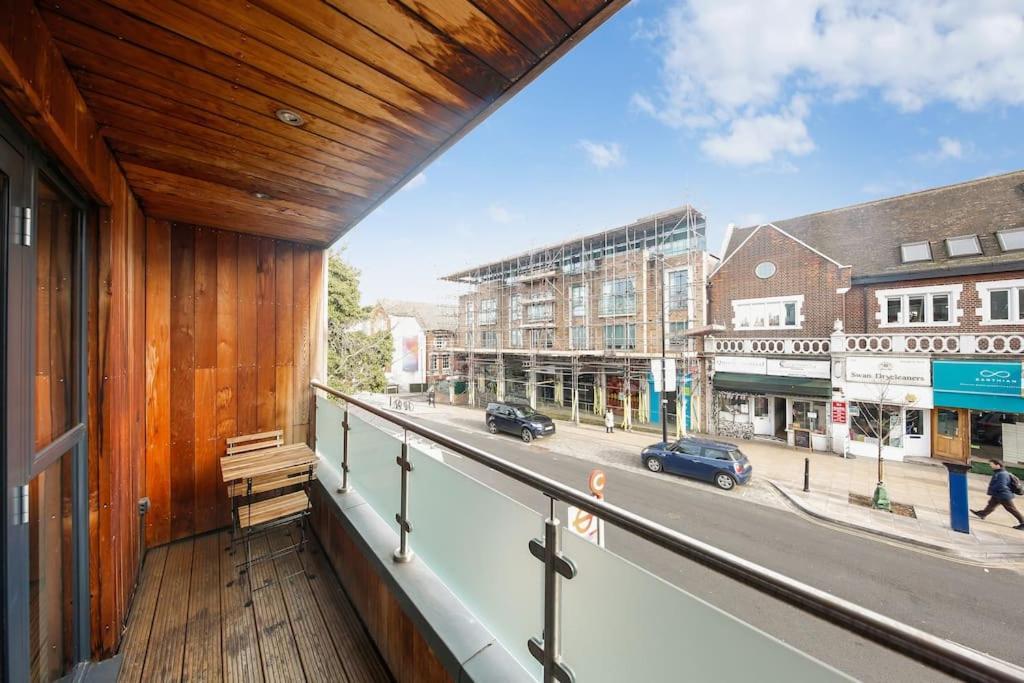 לונדון Pleasing 2Bed Flat 10Min To Wimbledon Tennis Court מראה חיצוני תמונה