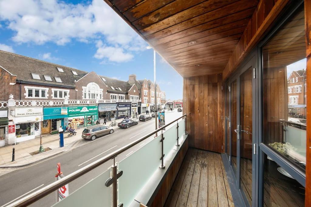 לונדון Pleasing 2Bed Flat 10Min To Wimbledon Tennis Court מראה חיצוני תמונה